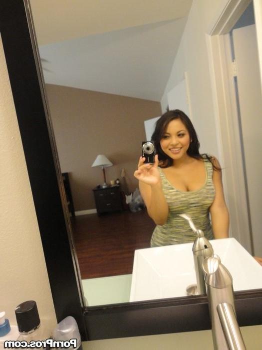 12P Busty Hot Latina Cheating Slut 