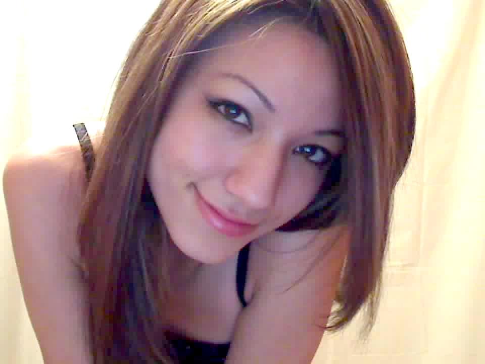 18P Sexy webcam starlet susie angel shows her bod in these hot private pics