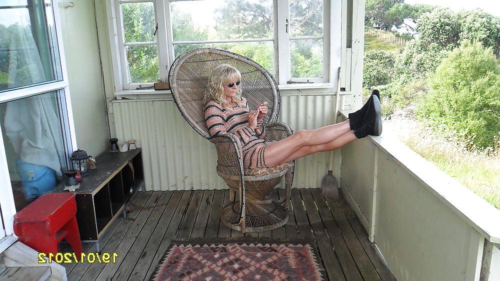 16P Blonde fantasy...