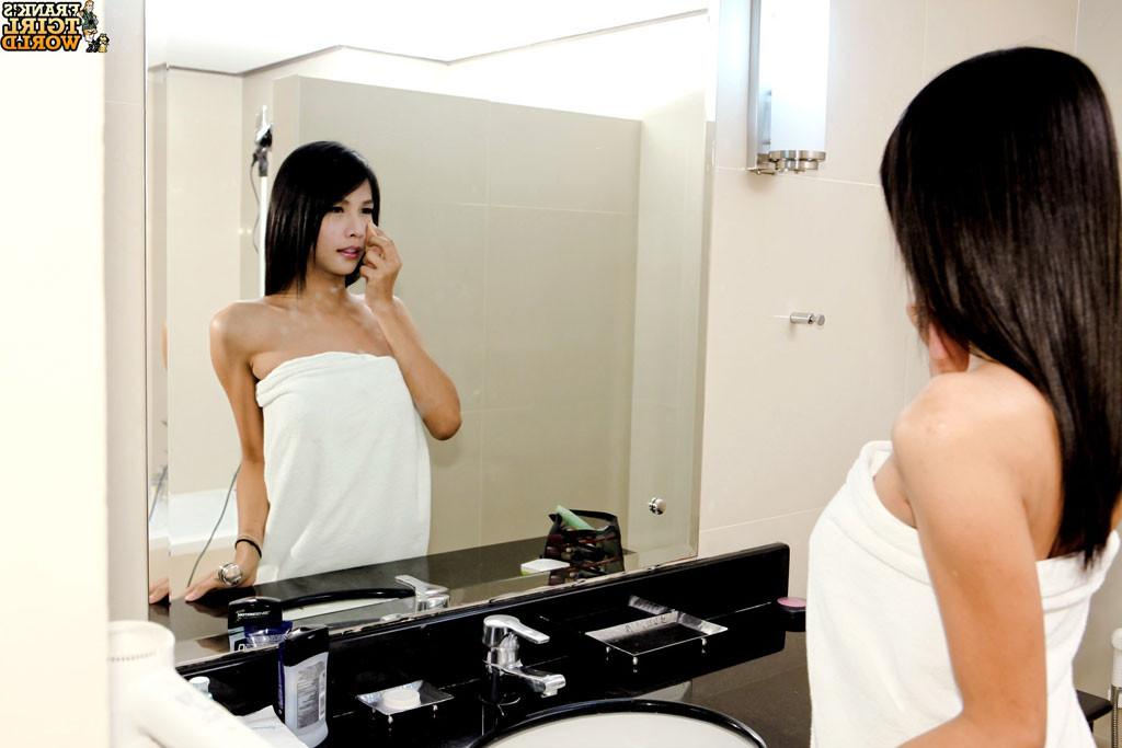 15P Slim ladyboy in bathroom