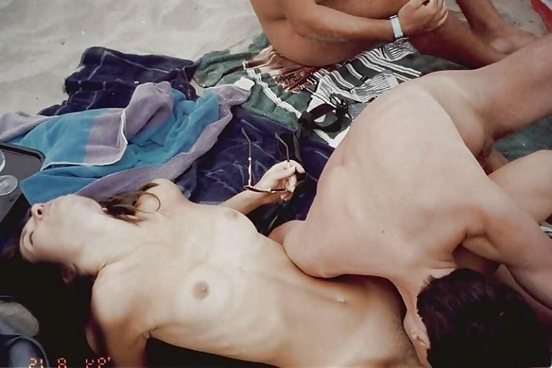 25P Beach sex