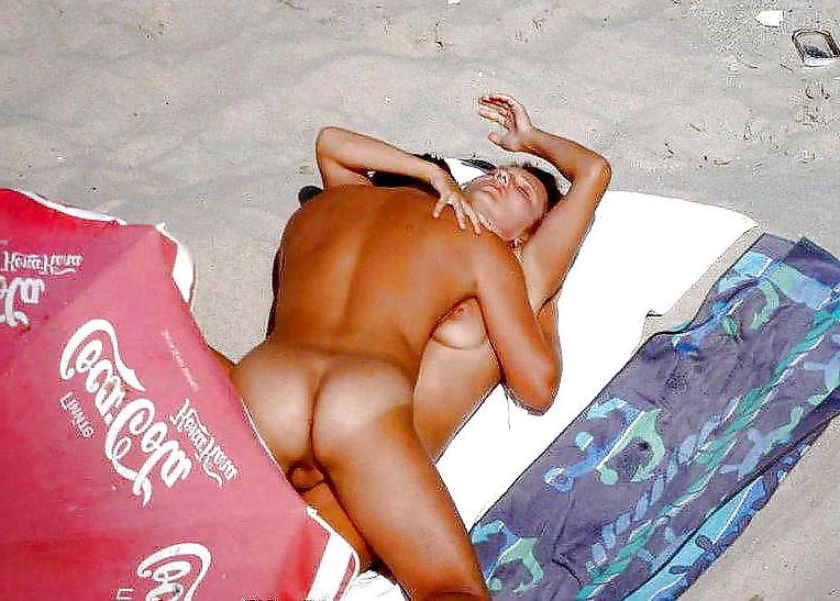 25P Beach sex