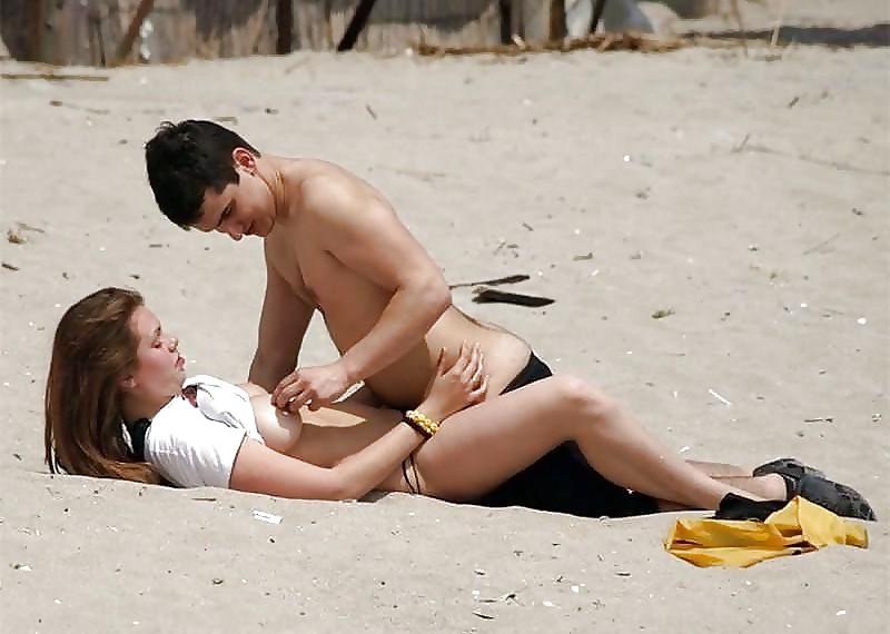 25P Beach sex