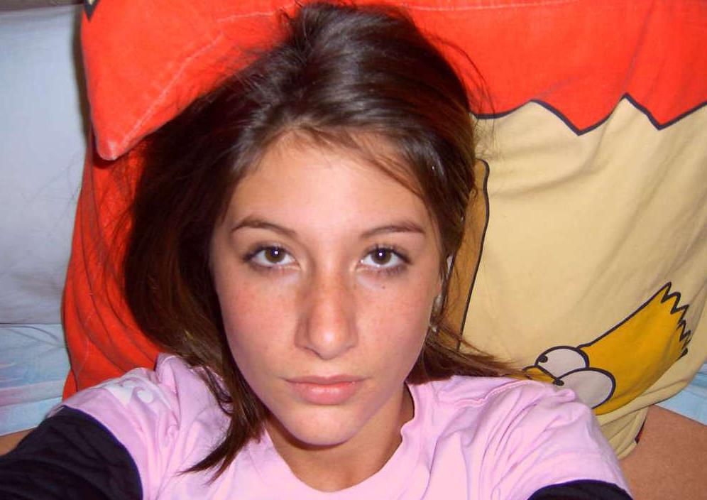 16P Pictures of a naughty cutie giving head