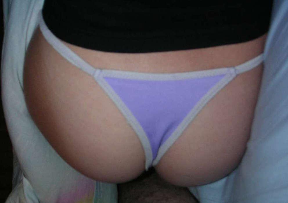 16P Pictures of a naughty cutie giving head