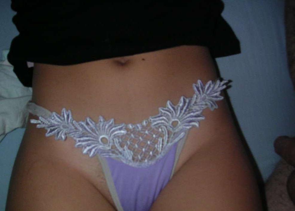 16P Pictures of a naughty cutie giving head