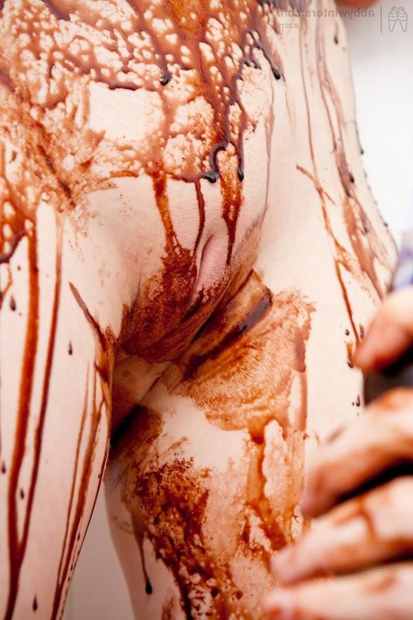 15P Two Lesbian Amateurs Having Fun With Chocolate Sauce