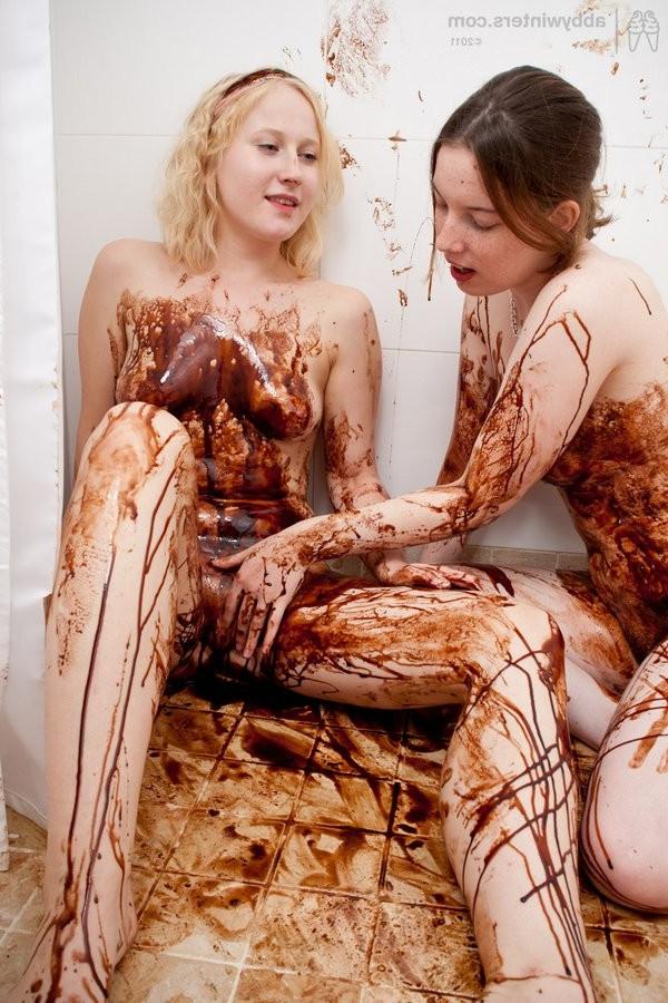 15P Two Lesbian Amateurs Having Fun With Chocolate Sauce