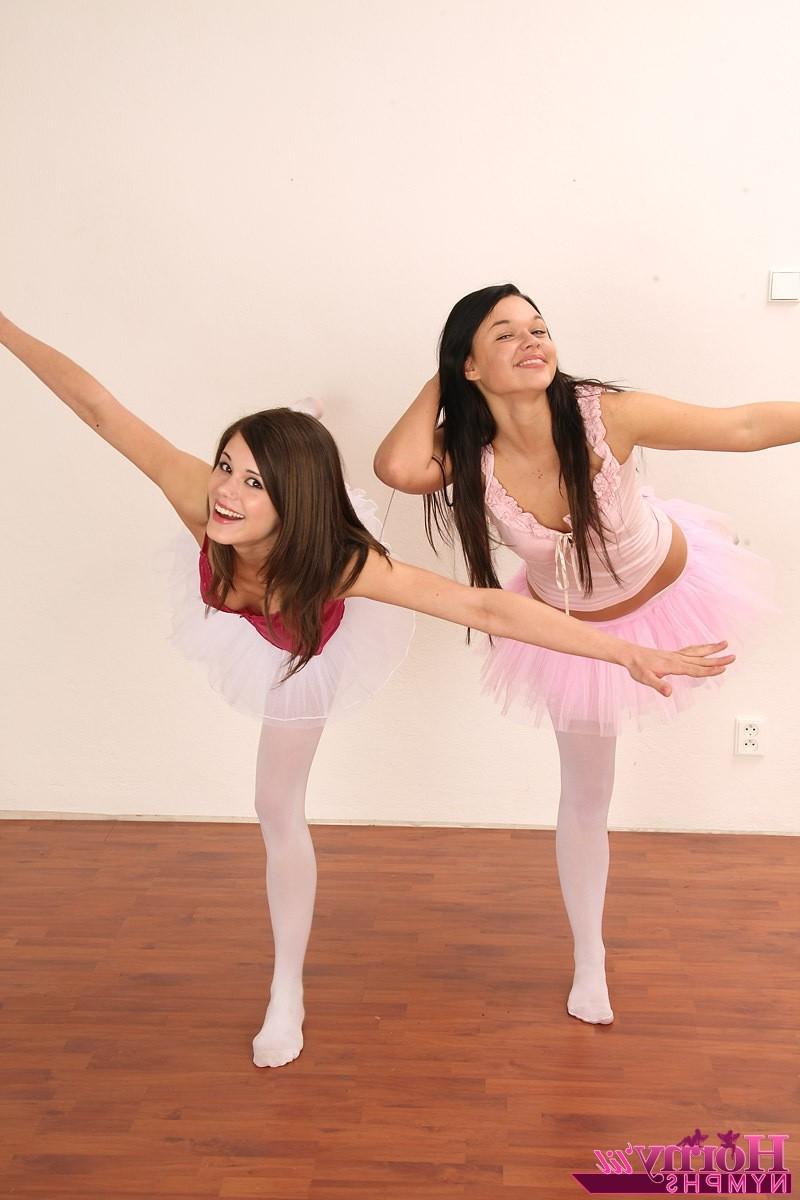 14P Two cute teen lesbian hoties eating each others snatches