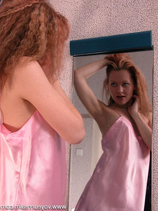 15P Skinny starlet admiring her own little titties