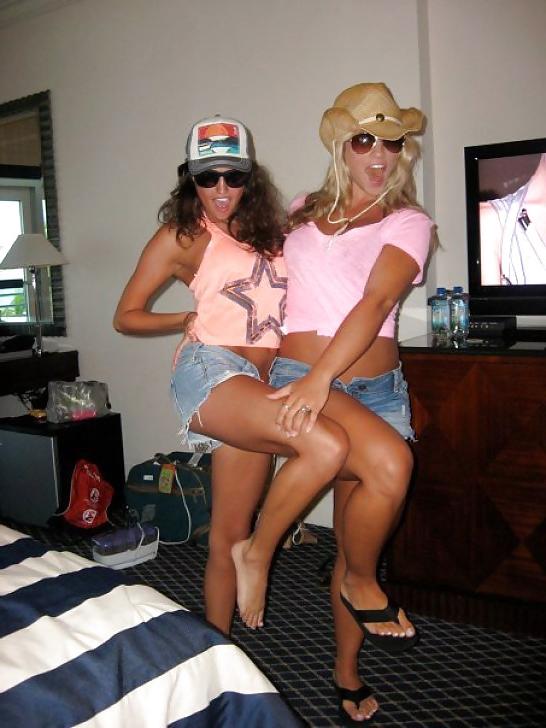 25P NN Beautys in jeans - no porn