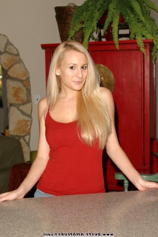15P Long haired blondie stripping down and showing her big naturals