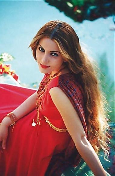 25P Best Of Arab-Arabian Celebrities