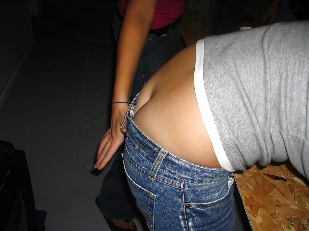 25P Hot girls in jeans III