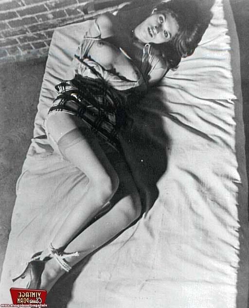 12P Sixties ladies being all tied up for the fucking