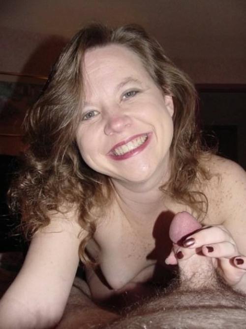 16P Cheating mature mom face fucked