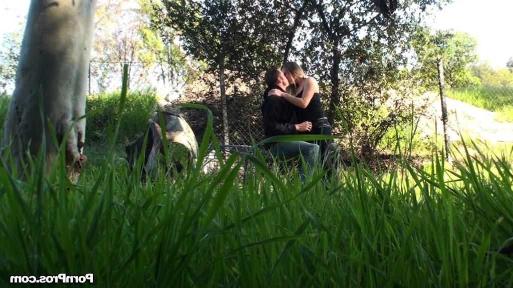 16P Pornstar Daisy Lane sucks a cock dry outdoors