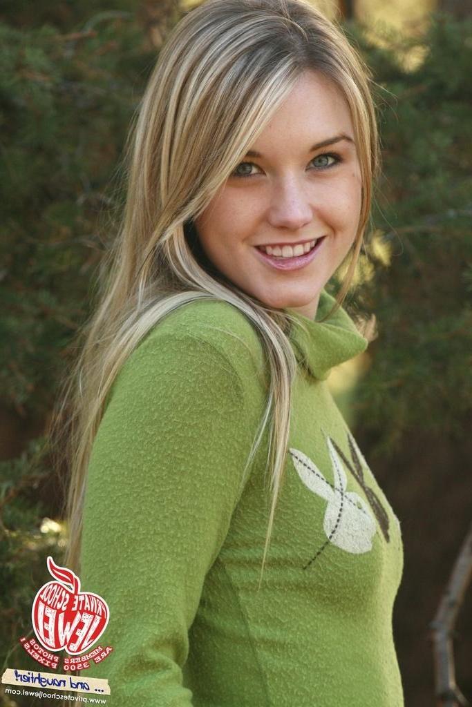 15P Beautiful eighteen year old blonde strips outdoors