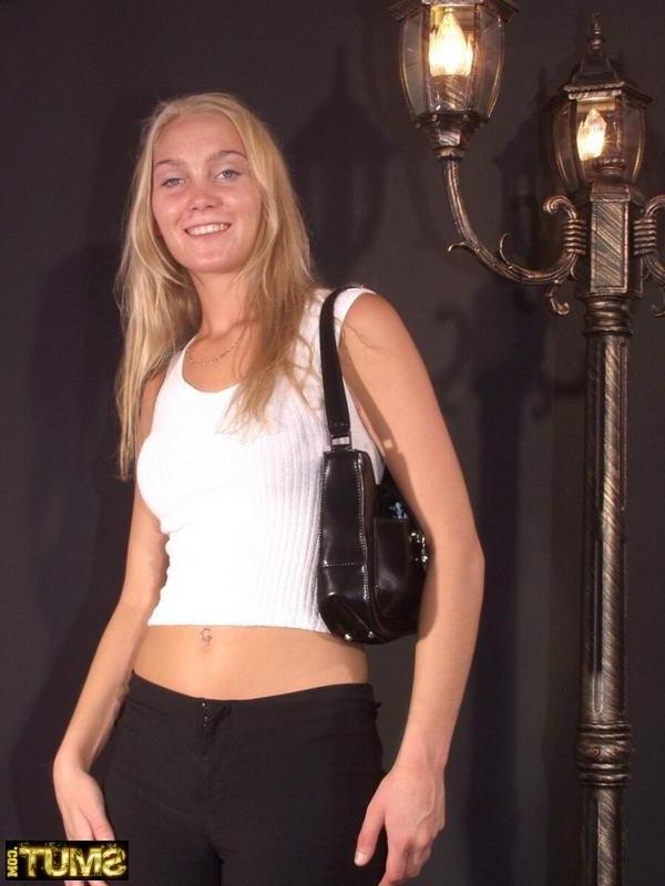 15P Thin young blonde needs sexual attention
