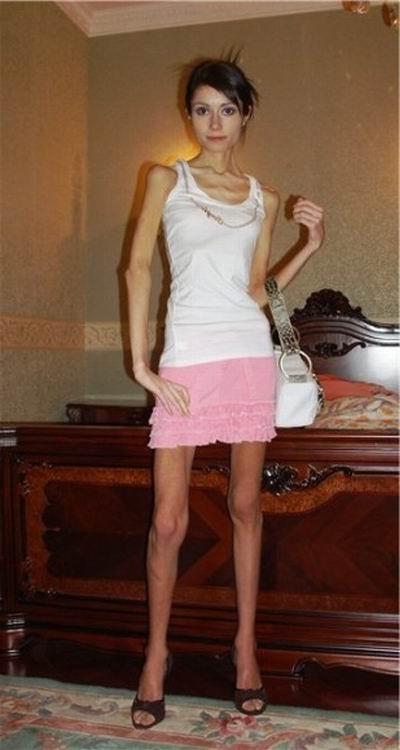 12P very skinny girls showing off their goodies