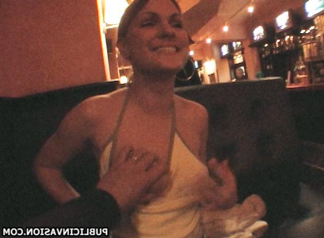 16P bathroom suck off bitch does her sleazy job of shame well