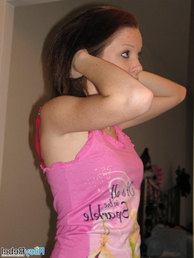 16P Redhead Riley Rebel gets ready in the bathroom