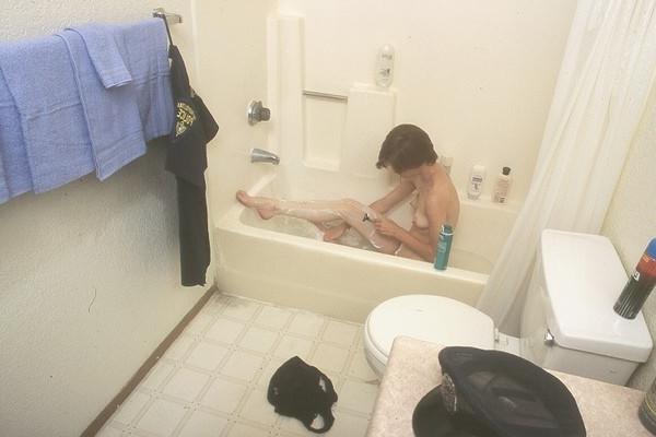 20P Bathroom Voyeur Cam
