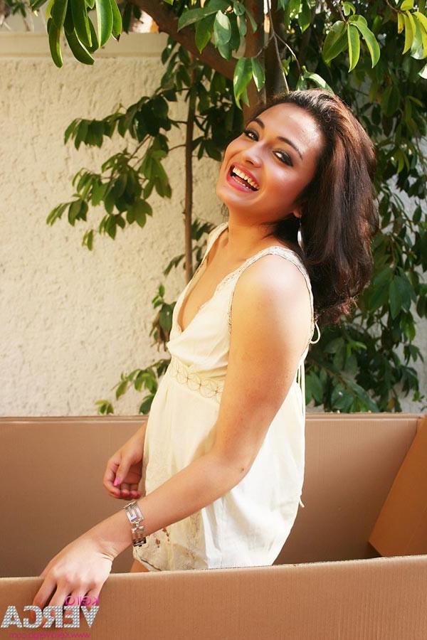 13P Beautiful babe Shemale Keira Verga plays with some fruits