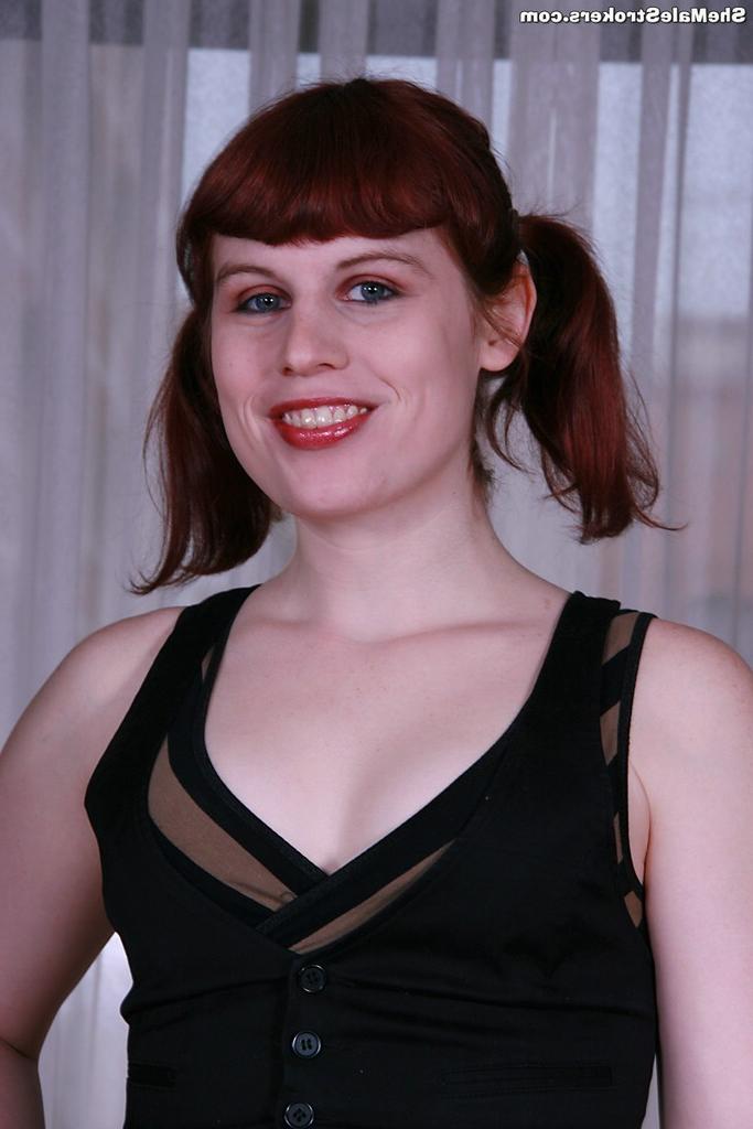 15P Redhead shemale stroker cutie with puffy nipples