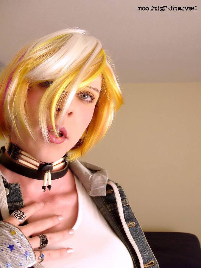 16P Sexy tranny flashing her cock from under her white miniskirt