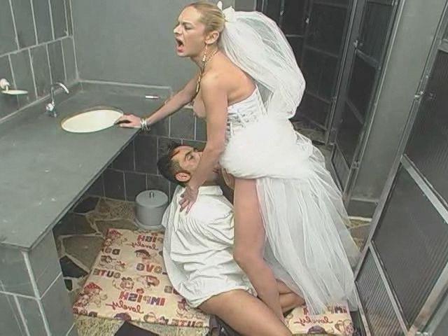 16P Shemale bride fucking her husband's tight ass in the bathroom