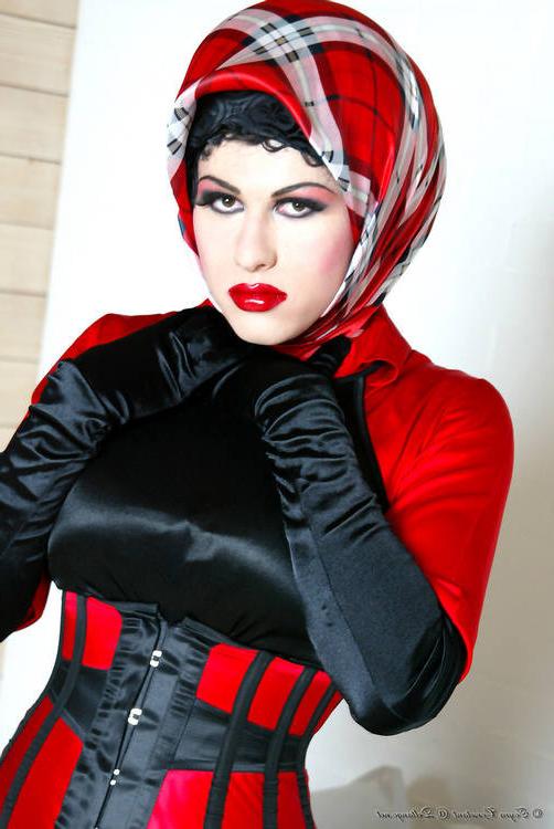 16P Fetish glamour shemale beauty Toyra Corsetant