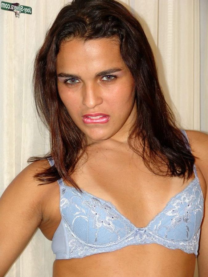15P Feminine brazilian shemale getting ready to dildo