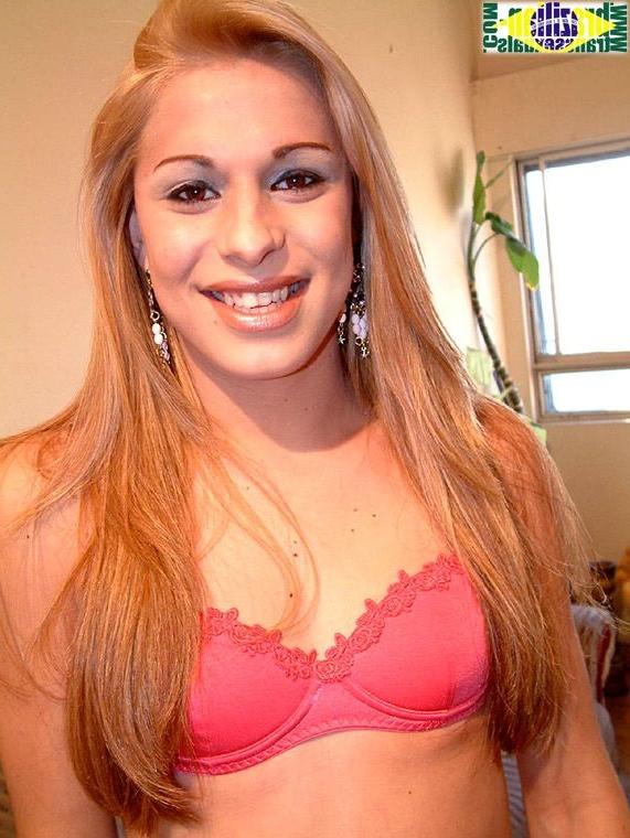 15P Beautiful brazilian shemale makes her cock hard