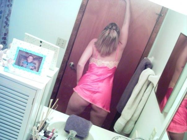 8P Sweet cutie spied in the bathroom when petting cunt