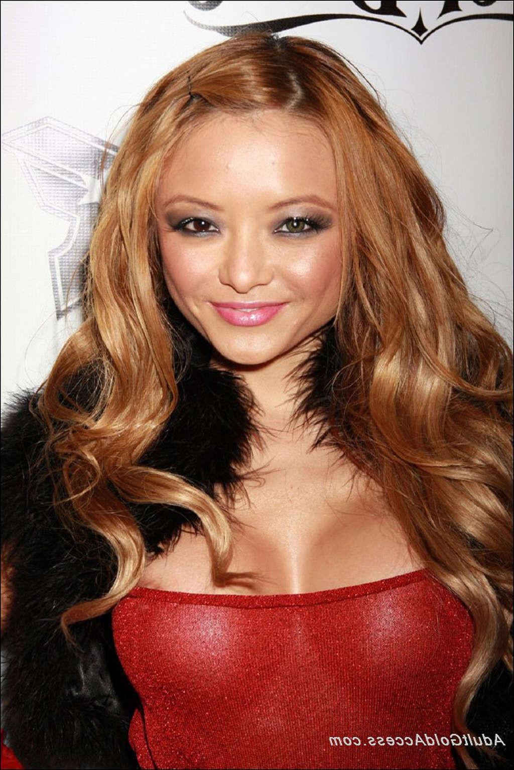 16P Tila Tequila looking very hot and sexy on her private photos