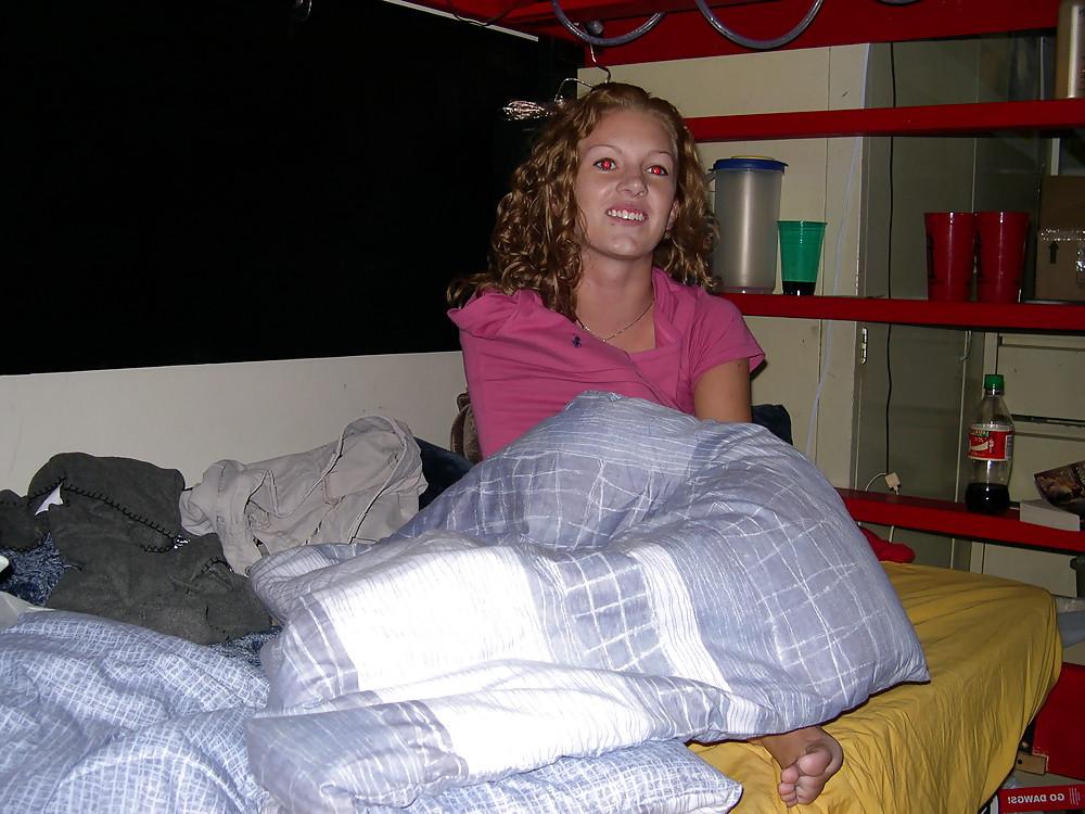 25P AMATEUR CURLY BLONDE II