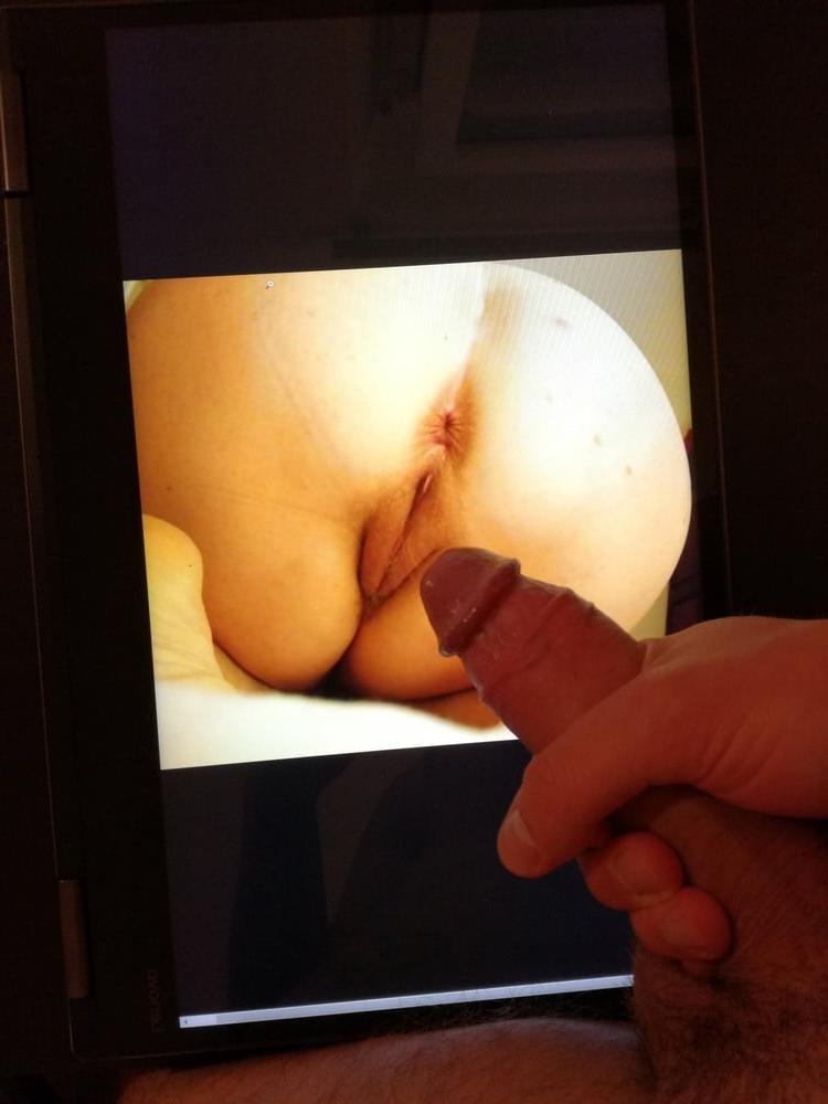 21P Jerking for boobsluver's wife