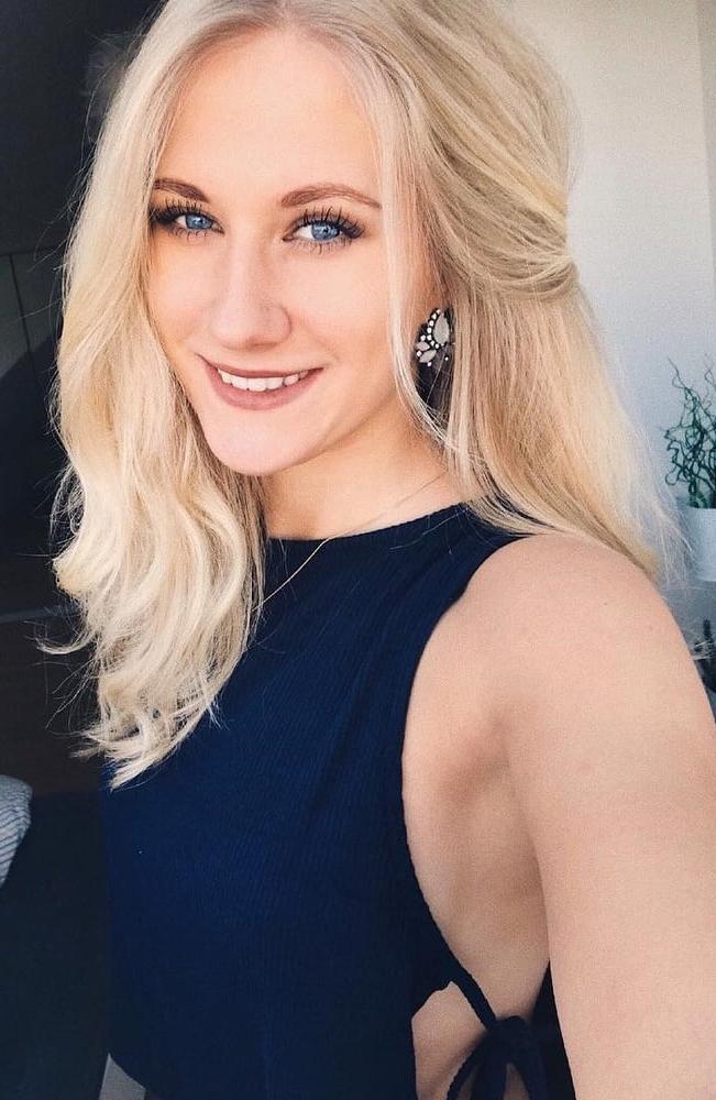 15P Sexy Faces for Jizz off 2500