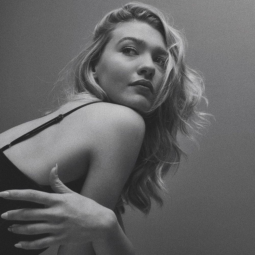 25P Turkish Model &amp; Actress Melisa Dongel