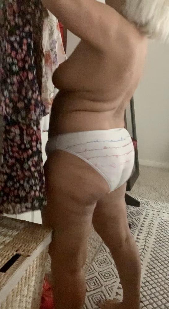 8P Mature wife tits 3
