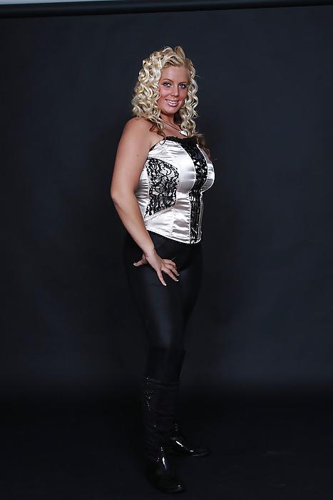 25P Ex girlfriend Samantha fat but