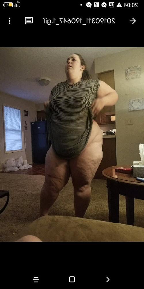 25P Master Hoodyman fat pig Lauren Elliott .