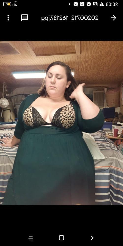 25P Master Hoodyman fat pig Lauren Elliott .