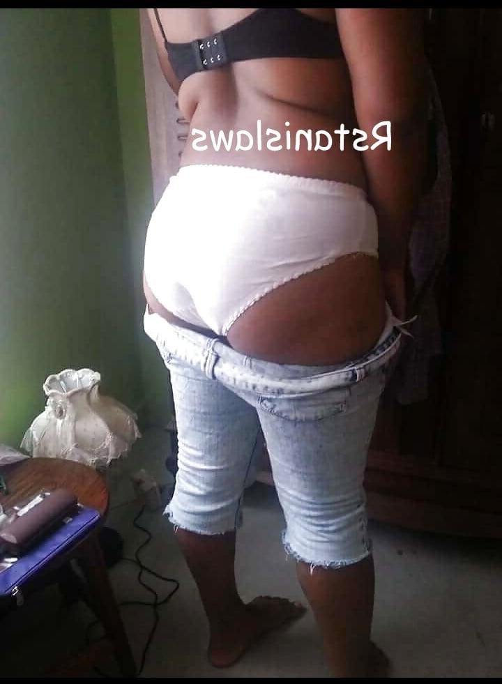 6P Sri Lankan Mature House Wife