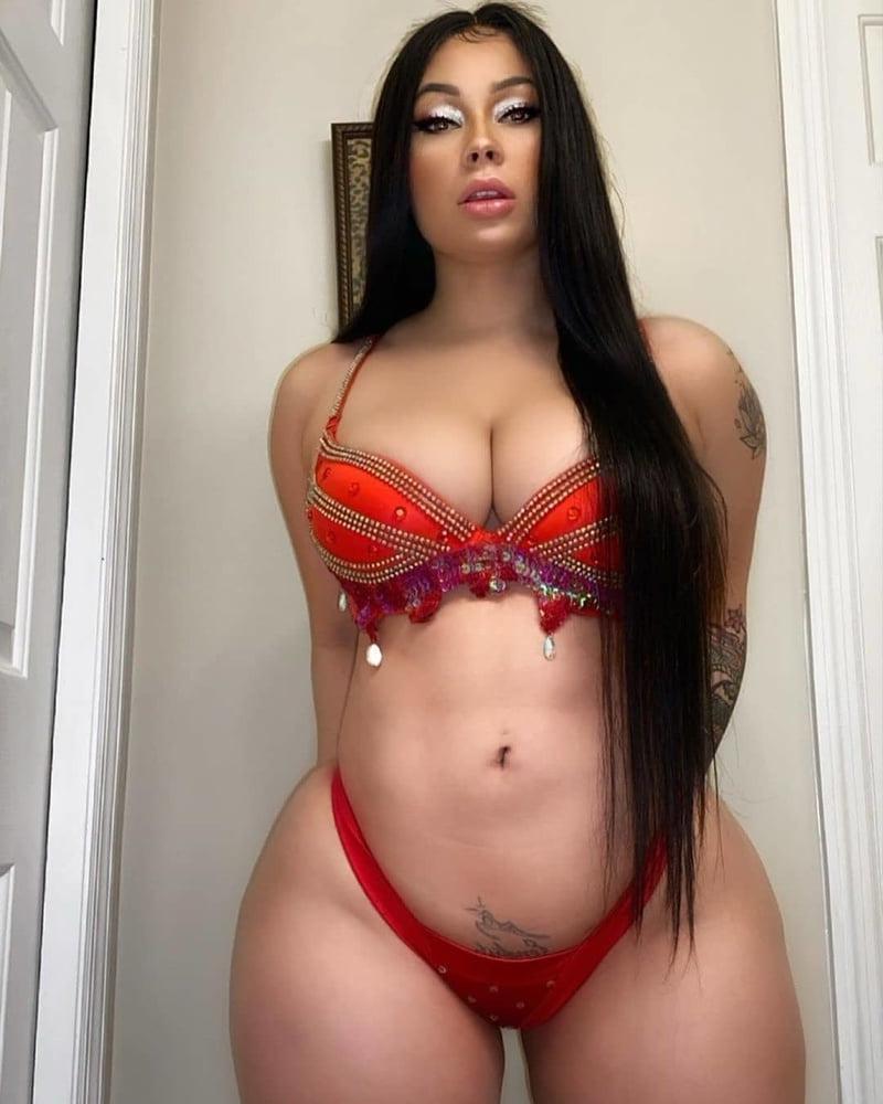 25P Wide Hips (94) - Curves - Big Girls - Thick - Fat Ass