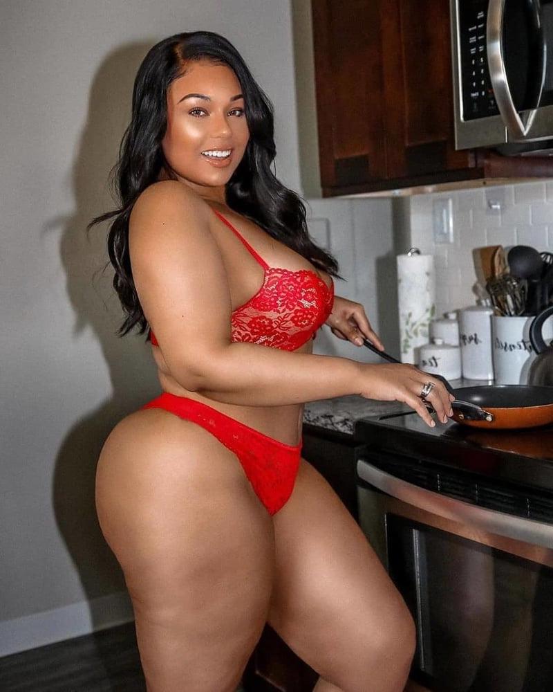 25P Wide Hips (94) - Curves - Big Girls - Thick - Fat Ass