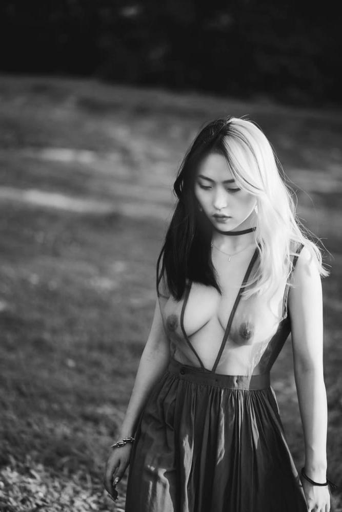 25P Twitter Chinese Slut - vava1998 - Nudes