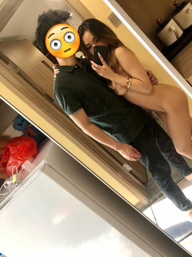 25P Twitter Chinese Slut - vava1998 - Nudes