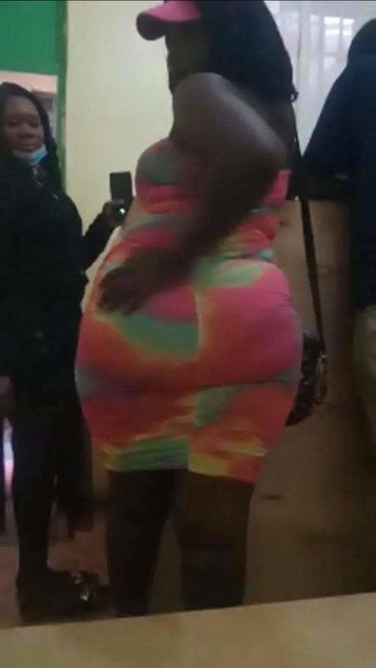 25P Fat black ass